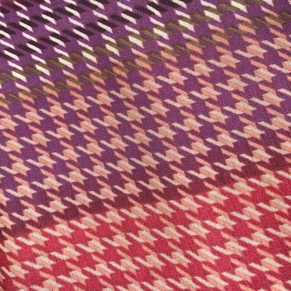 CAbi Pleated Tank Top Hoodstooth #555 Spaghetti Straps XL New Without Tags - Picture 10 of 16